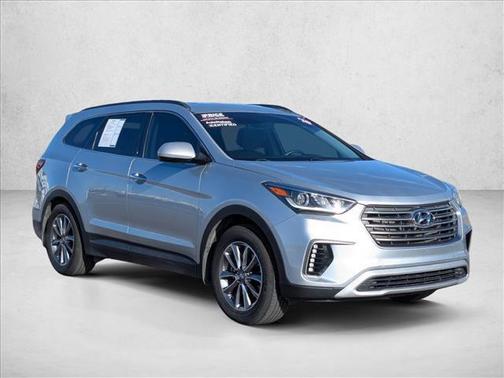 2018 Hyundai SANTA FE SE