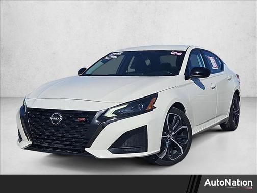 2024 Nissan Altima SR FWD