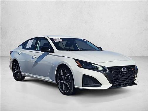 2024 Nissan Altima SR FWD