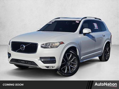 2016 Volvo XC90 T6 Momentum