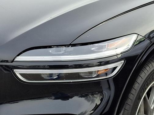 2025 Genesis GV70 2.5T AWD