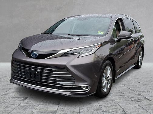 Predawn Gray Mica 2021 Toyota Sienna Limited 7-Passenger
