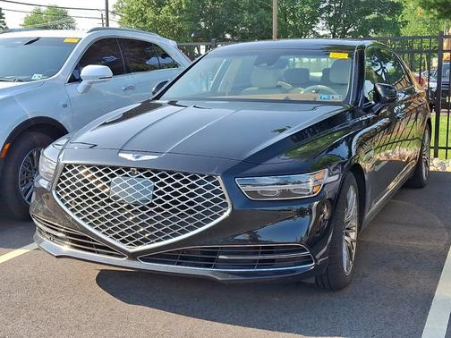 2022 Genesis G90 5.0 Ultimate AWD