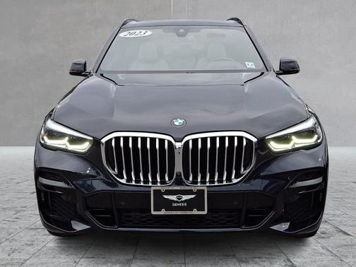 Carbon Black Metallic 2023 BMW X5 xDrive40i