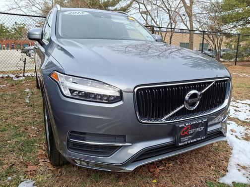 2018 Volvo XC90 T5 Momentum