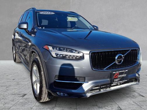 2018 Volvo XC90 T5 Momentum