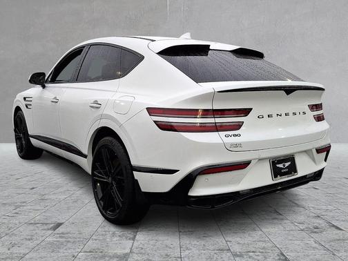 Uyuni White - UYH 2026 Genesis GV80 Coupe 3.5T e-SC