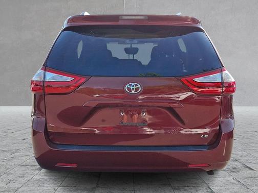 Salsa Red Pearl 2015 Toyota Sienna LE
