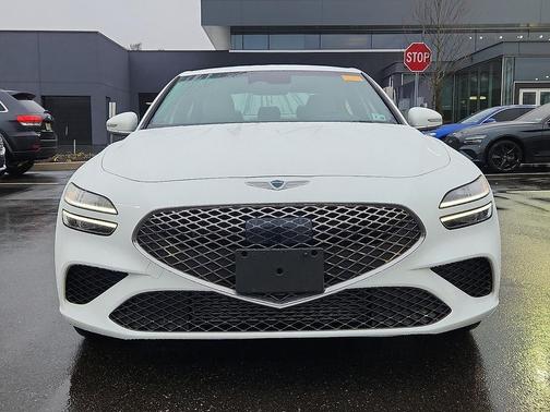 2023 Genesis G70 2.0T AWD