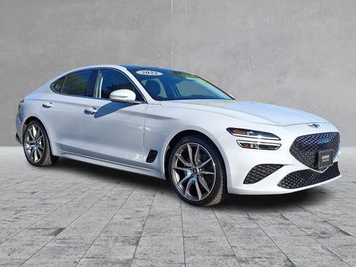 2022 Genesis G70 2.0T AWD
