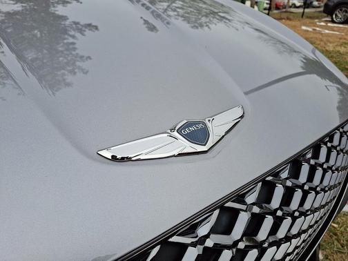2023 Genesis GV70 2.5T AWD