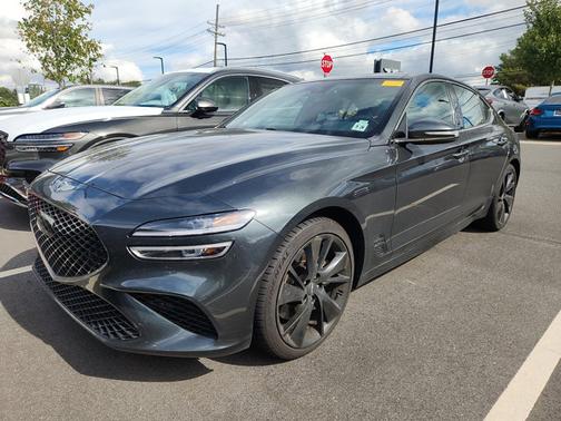 2022 Genesis G70 3.3T