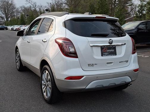 White Frost Tricoat - GP5 2017 Buick Encore Premium