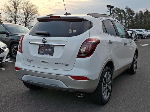 White Frost Tricoat - GP5 2017 Buick Encore Premium
