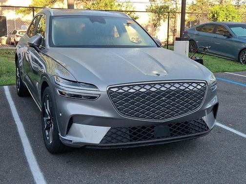 Savile Silver - SSS 2023 Genesis Electrified GV70 Advanced AWD