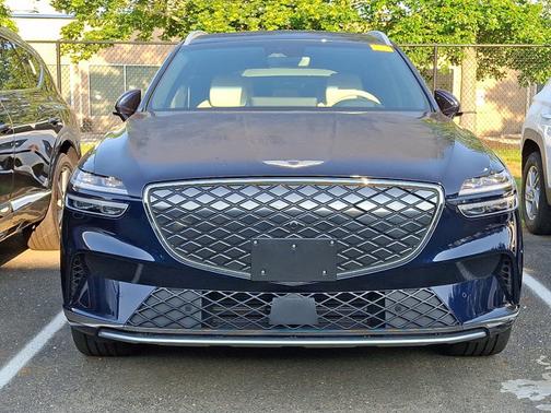2024 Genesis Electrified GV70 Advanced AWD
