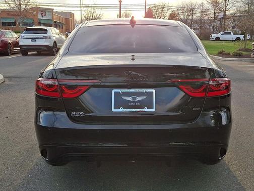 Santorini Black Metallic 2022 Jaguar XF R-Dynamic SE P300 AWD Automatic