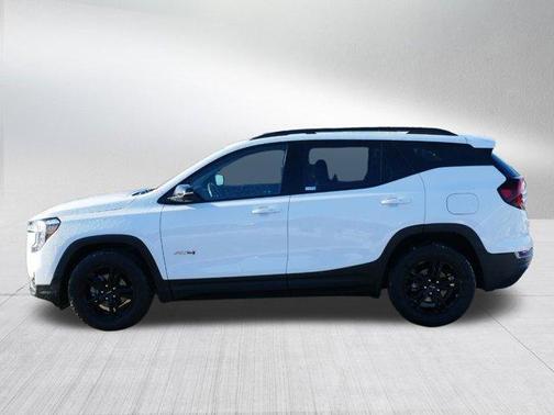 2022 GMC Terrain AT4