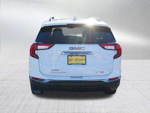 2022 GMC Terrain AT4