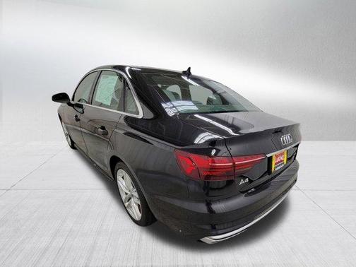 2022 Audi A4 45 S line Premium Plus