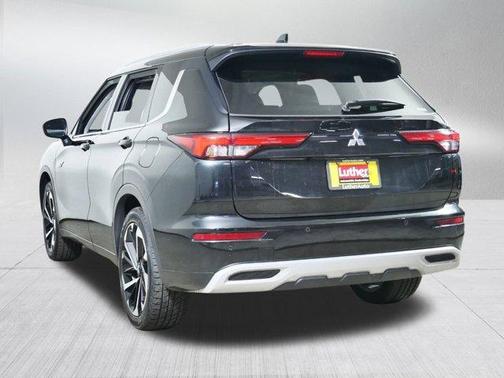 2023 Mitsubishi Outlander PHEV SEL