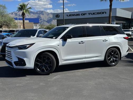 2025 Lexus TX 500h F SPORT Performance
