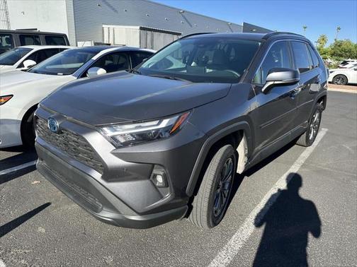 2022 Toyota RAV4 Hybrid XLE Premium