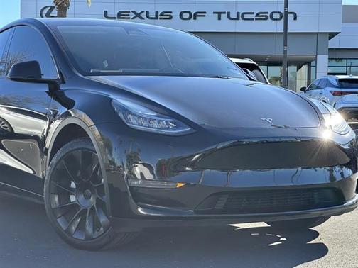 2023 Tesla Model Y Long Range Dual Motor All-Wheel Drive