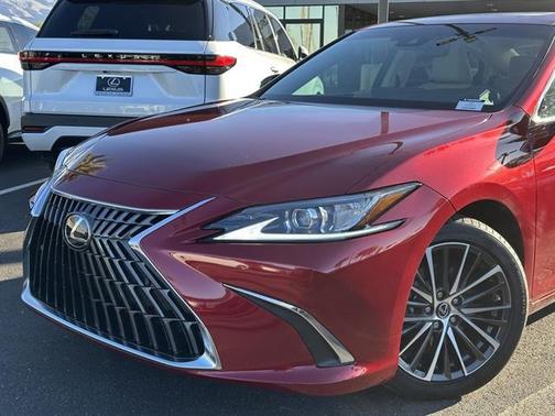2024 Lexus ES 300h Base