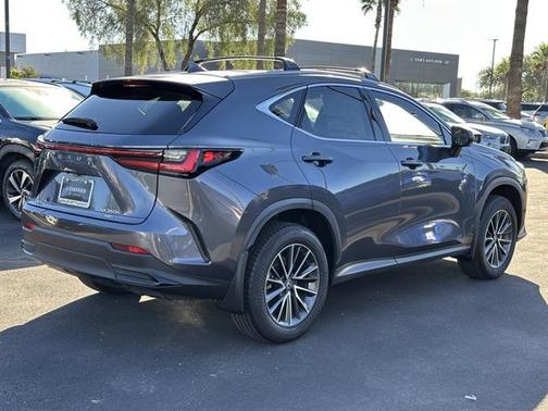 2025 Lexus NX 350h Premium