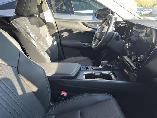 2025 Lexus NX 350h Premium