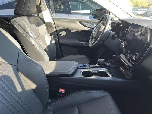 2025 Lexus NX 350h Premium