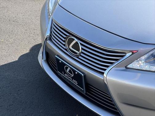 2015 Lexus ES 350 Crafted Line