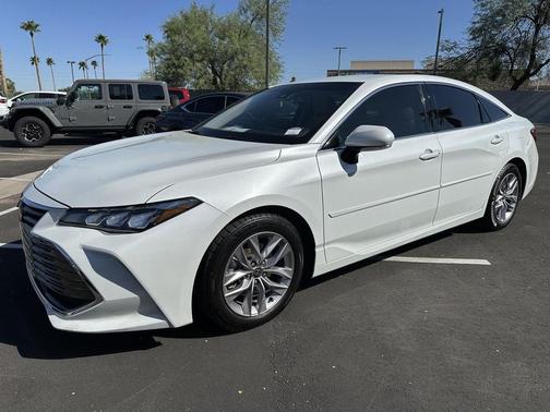 2021 Toyota Avalon XLE