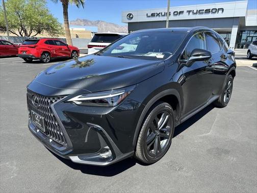 2024 Lexus NX 450h+ Luxury