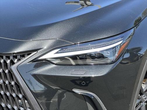 2024 Lexus NX 450h+ Luxury