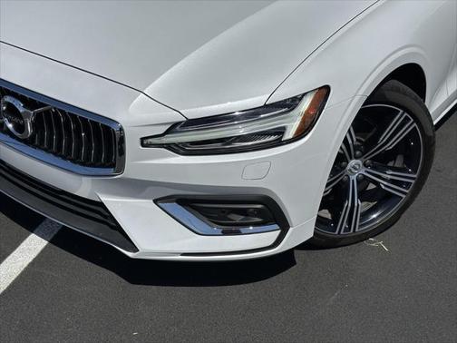 2022 Volvo S60 T5 Inscription