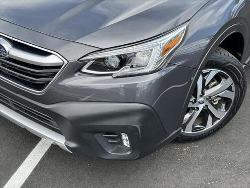 2022 Subaru Outback Touring XT