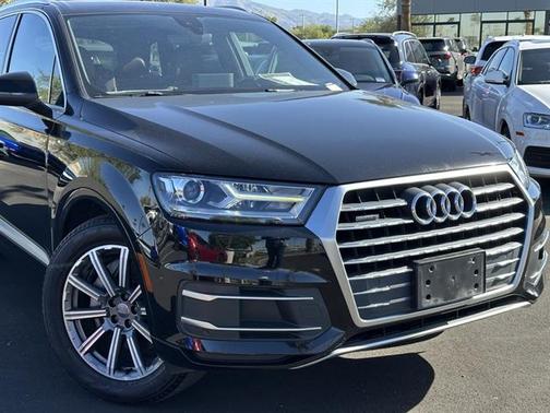 2019 Audi Q7 45 Premium