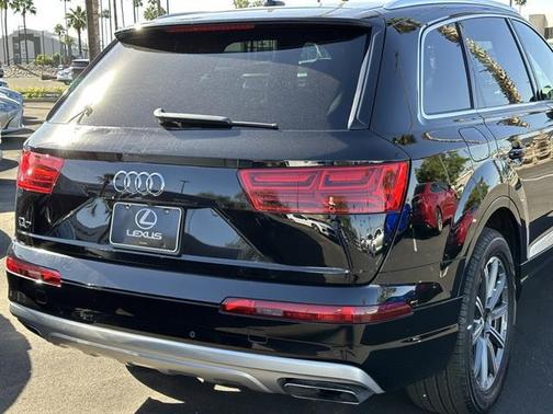 2019 Audi Q7 45 Premium