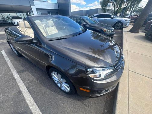 Black Oak Brown Metallic 2013 Volkswagen Eos Komfort