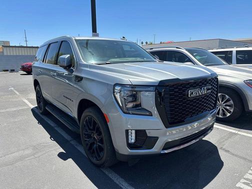 Sterling Metallic 2023 GMC Yukon Denali