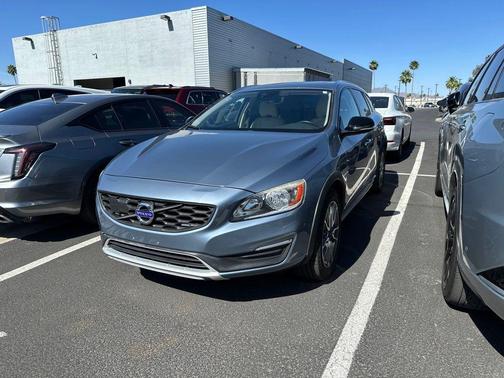 Blue Metallic 2017 Volvo V60 Cross Country T5