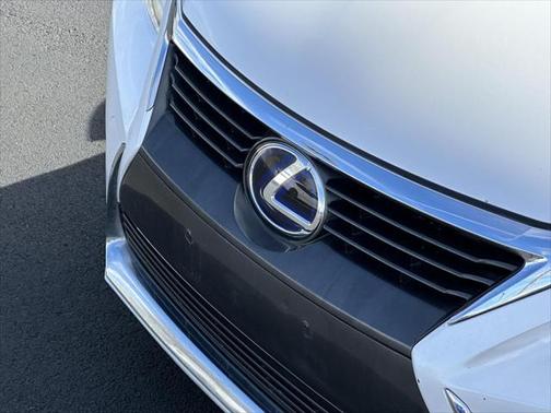 2017 Lexus CT 200h Base