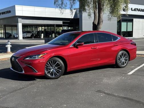 2024 Lexus ES 300h Base