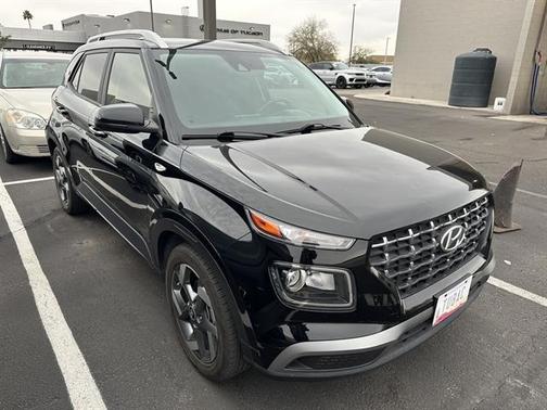 2022 Hyundai VENUE SEL