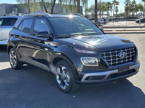 2022 Hyundai VENUE SEL