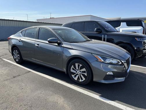 2020 Nissan Altima S FWD
