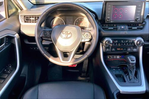 2021 Toyota RAV4 XLE PREMIUM