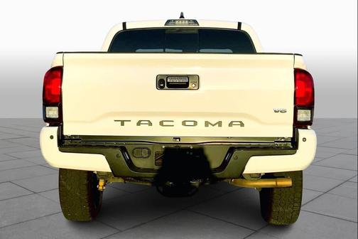 2021 Toyota Tacoma TRD OFF ROAD